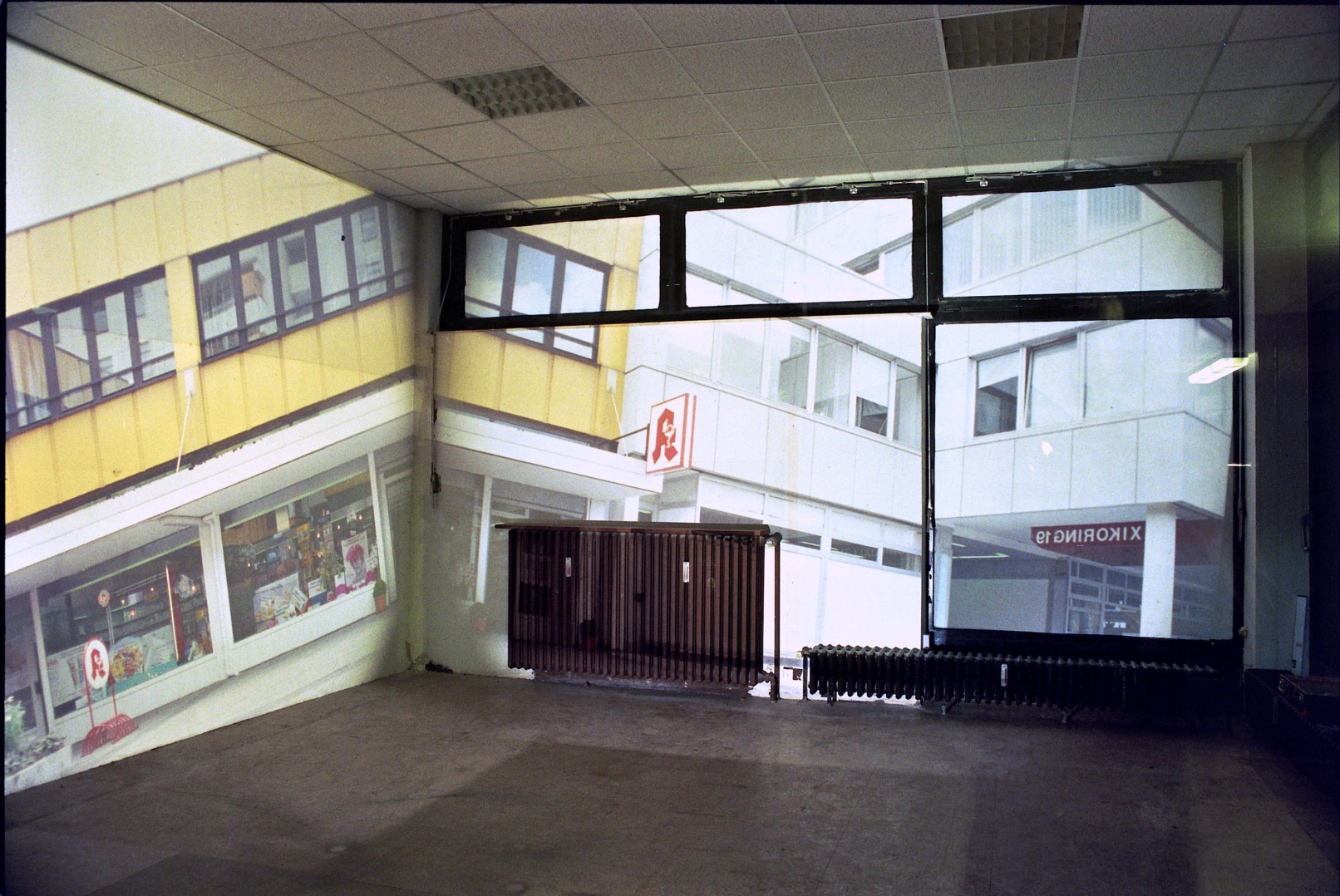 Interferenzraum I, 2003, Dia-Projektionen, Hamburg