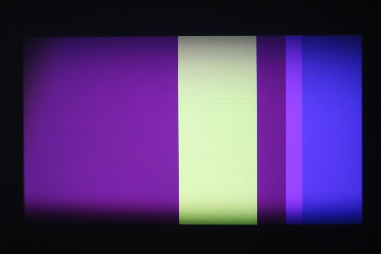 Mehr Farbe, 2017, Video-Doppelprojektion, Maße variabel, Hamburg, Landshut, Osaka, Japan